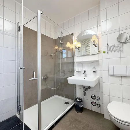 Апартаменты Minna Whg 06 Mit Balkon Гёрен